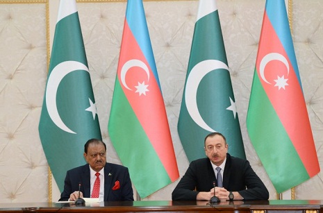 Azerbaijani, Pakistani presidents attend business forum in Baku